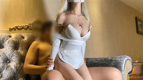 62680-后入小骚货蜜桃臀✅反差小骚货臀部就是翘 谁来管管这个大屁股 撅着大肥屁屁勾引我 只能不客气先操为敬了！.jpg